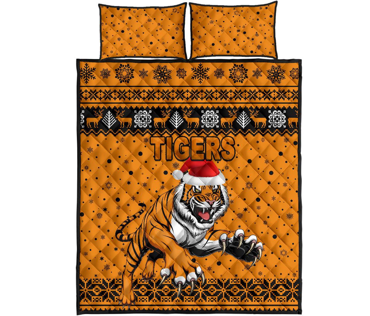 wests-christmas-quilt-bed-set-tigers-unique-vibes-orange