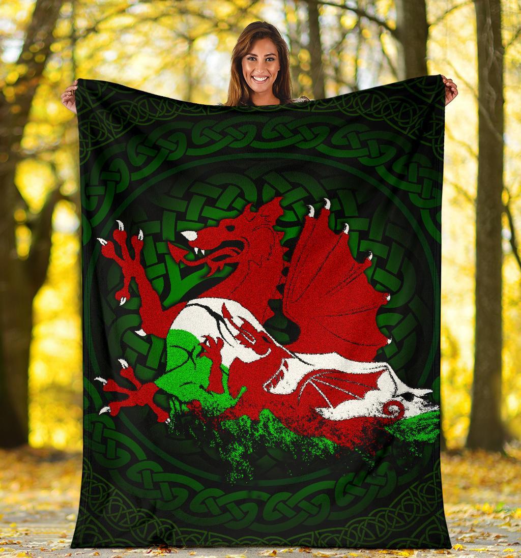 wales-premium-blanket-cymru-dragon