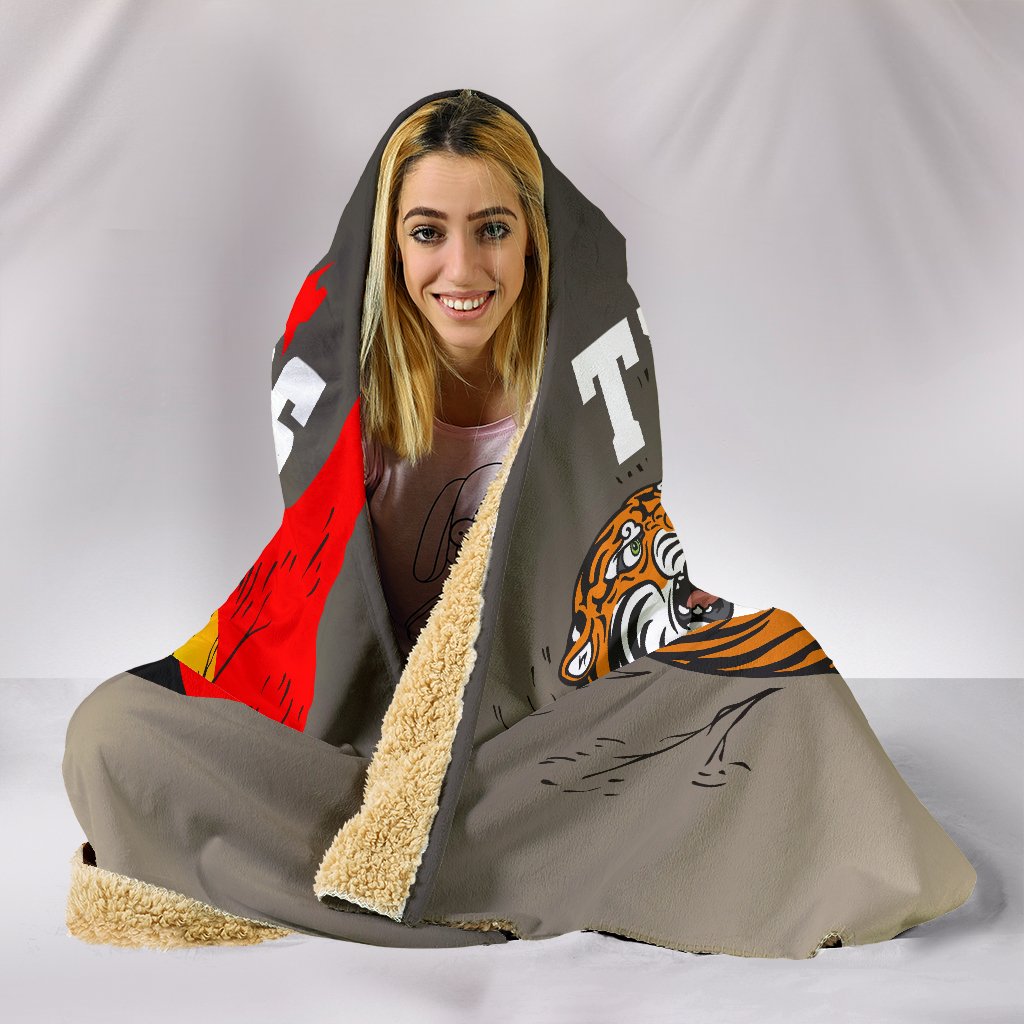 wests-tigers-hooded-blanket-version-aboriginal-art