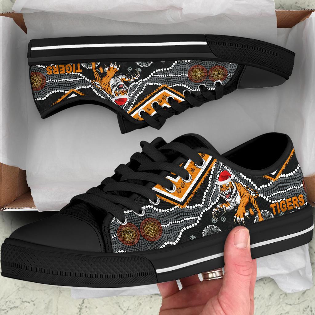 wests-christmas-low-top-shoe-tigers-indigenous