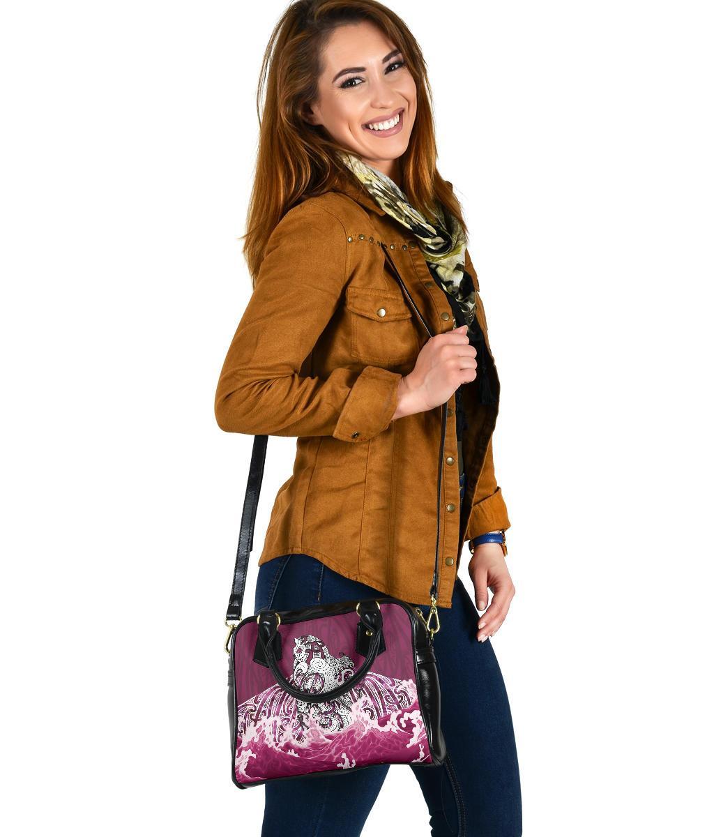 Maori Manaia The Blue Sea Shoulder Handbag, Pink - Vibe Hoodie