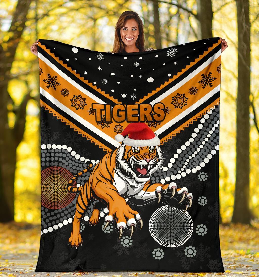 wests-christmas-premium-blanket-tigers-indigenous