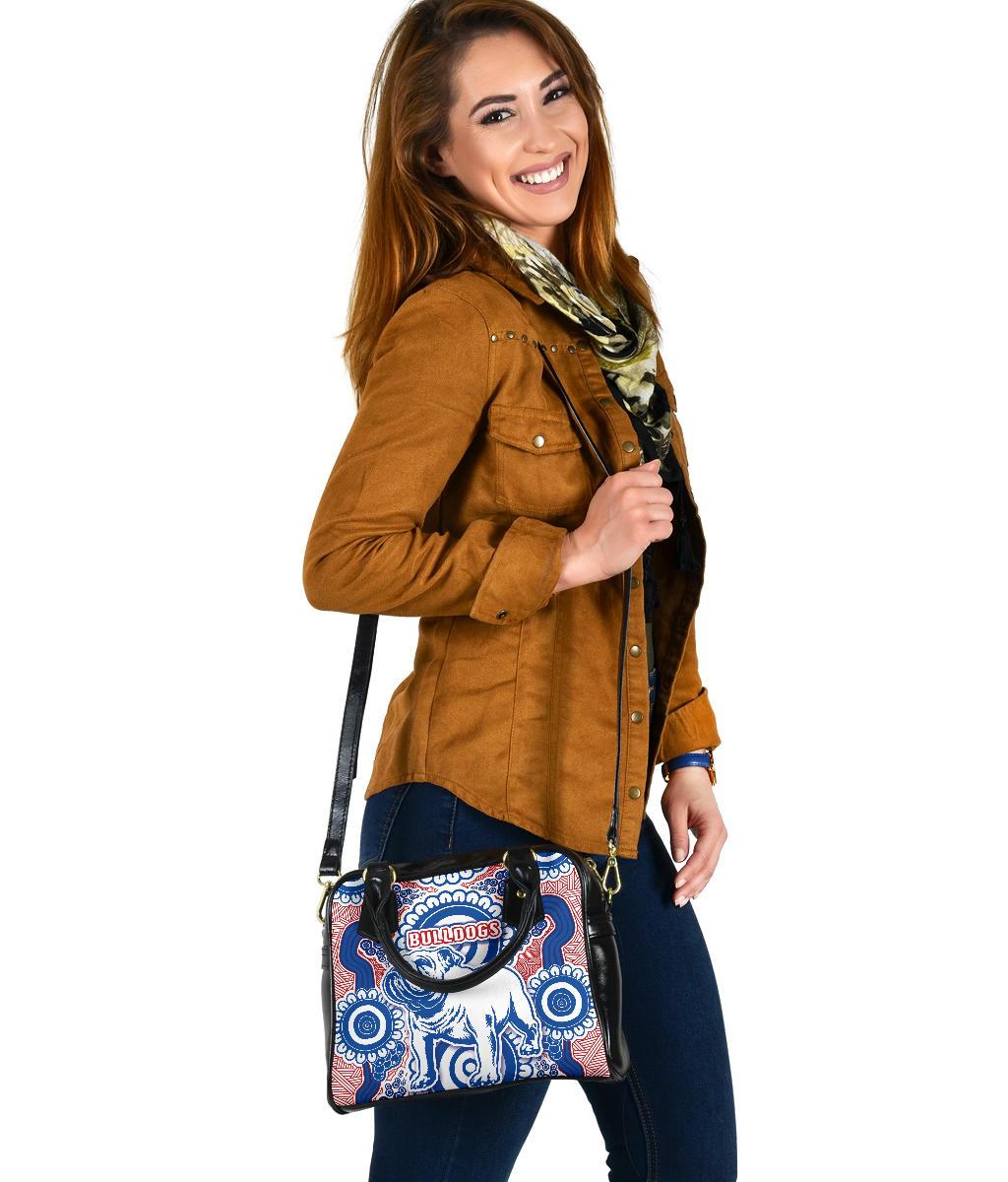 Western Shoulder Handbag Bulldogs Simple Indigenous - Vibe Hoodie