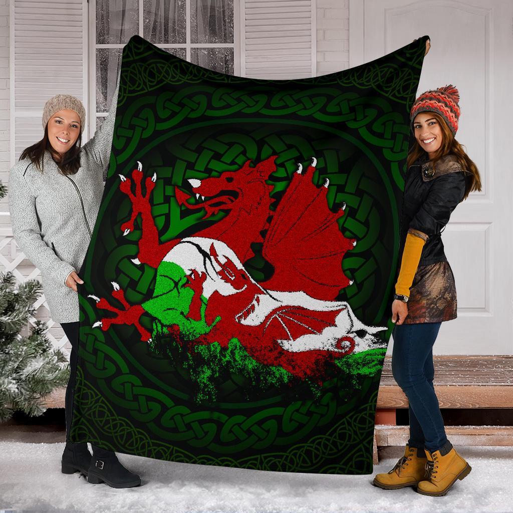 wales-premium-blanket-cymru-dragon