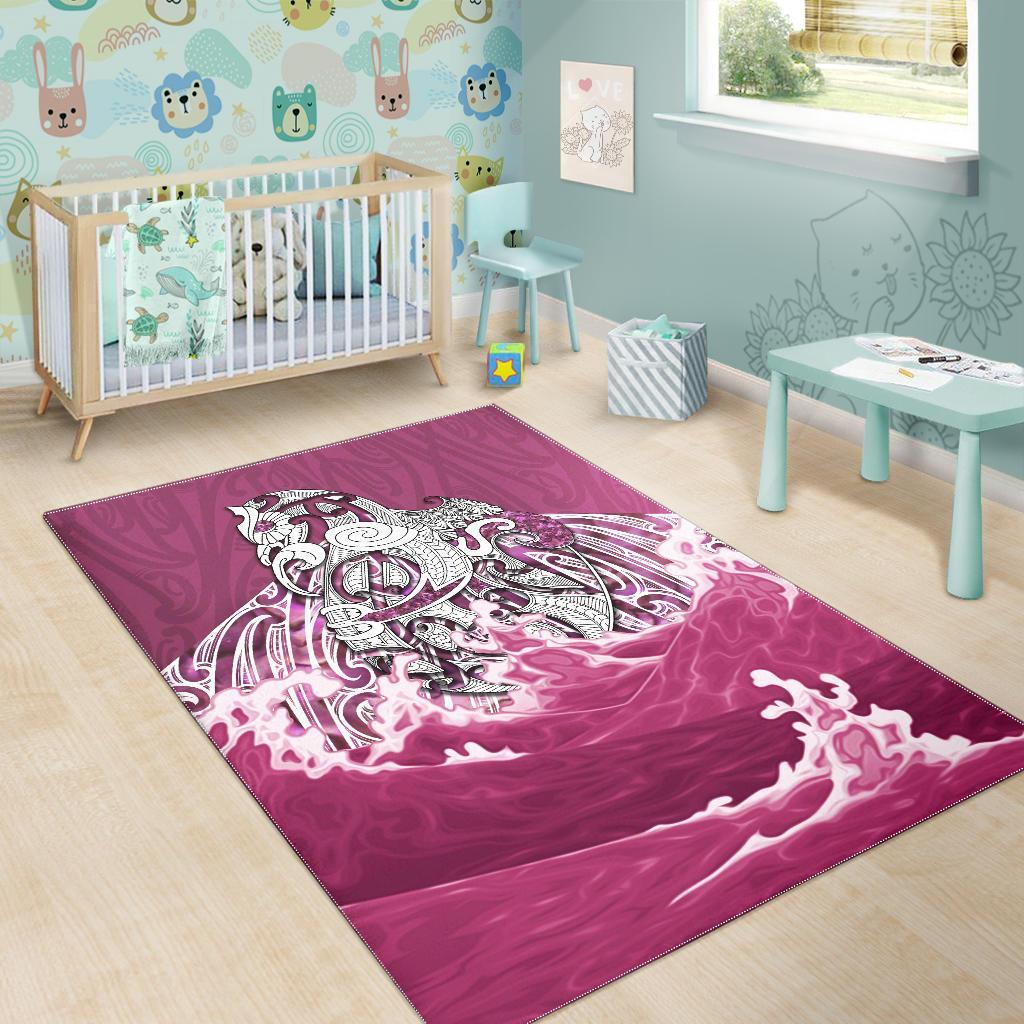 maori-manaia-the-blue-sea-area-rug-pink