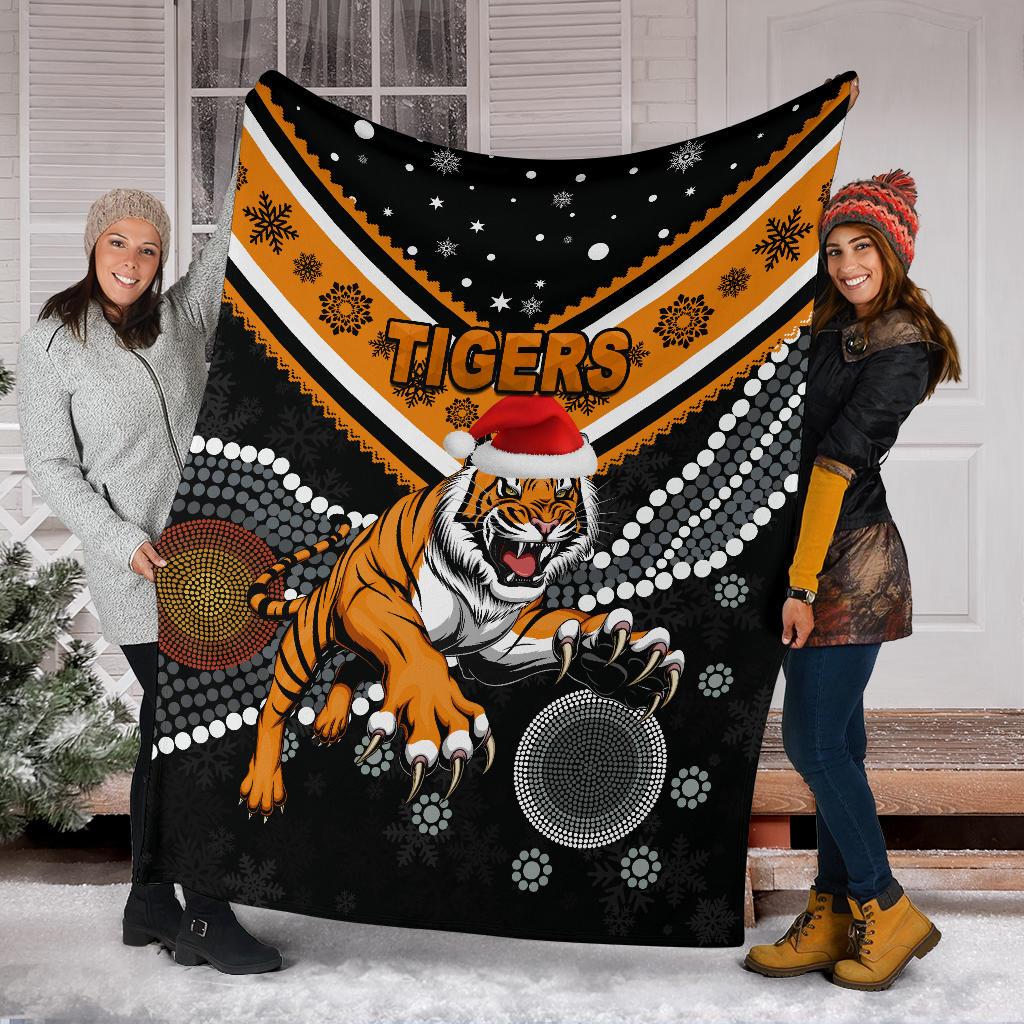 wests-christmas-premium-blanket-tigers-indigenous