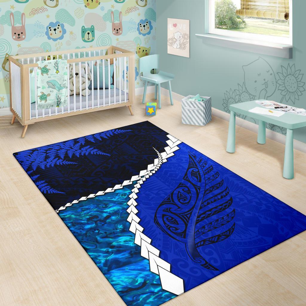 paua-shell-maori-silver-fern-area-rug-cobalt