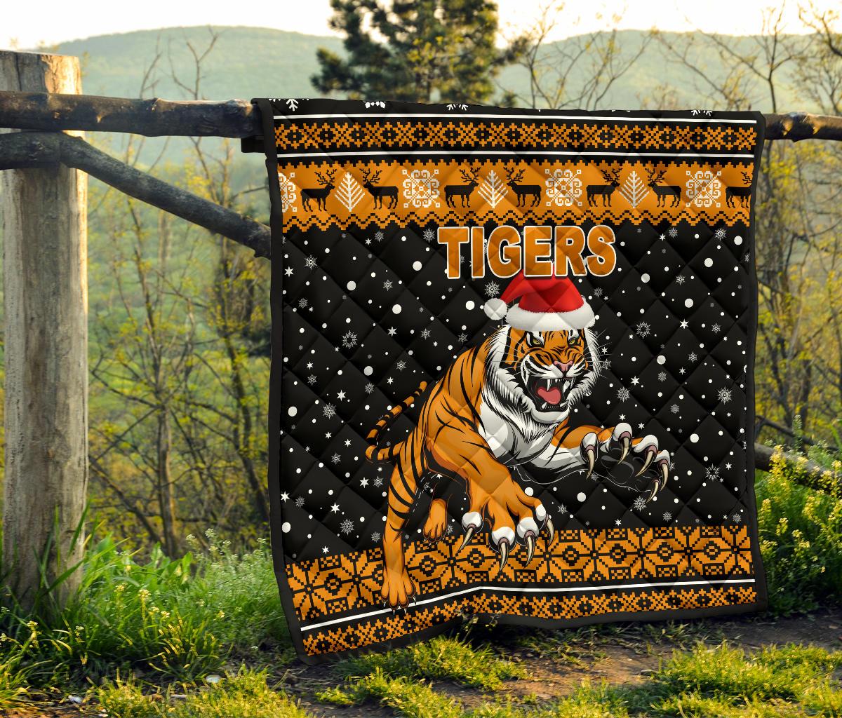 wests-christmas-premium-quilt-tigers-unique-vibes-black