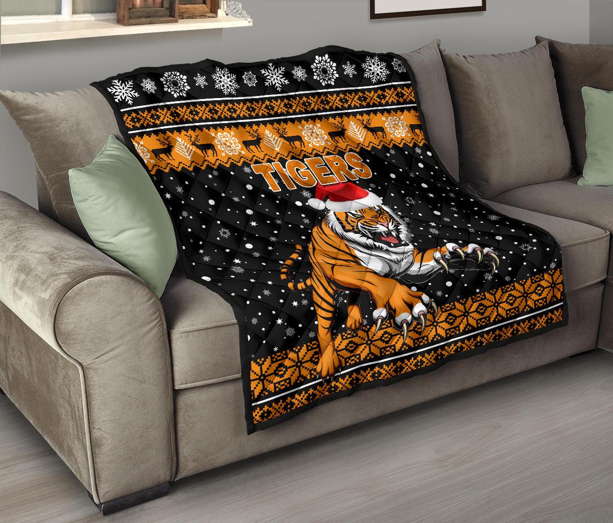 wests-christmas-premium-quilt-tigers-unique-vibes-black