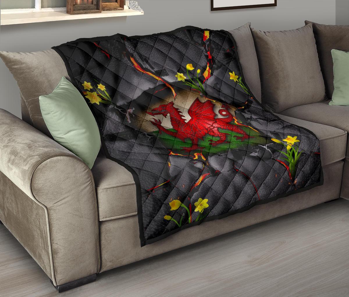 wales-premium-quilt-welsh-dragon-daffodil-lava