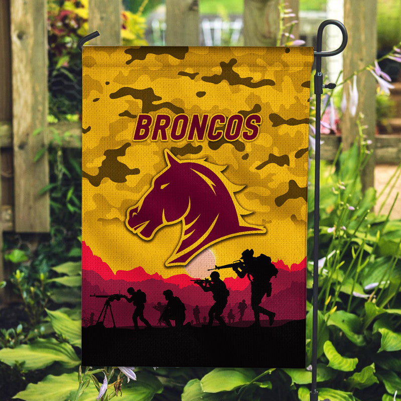 brisbane-broncos-anzac-2022-flag-simple-style-gold