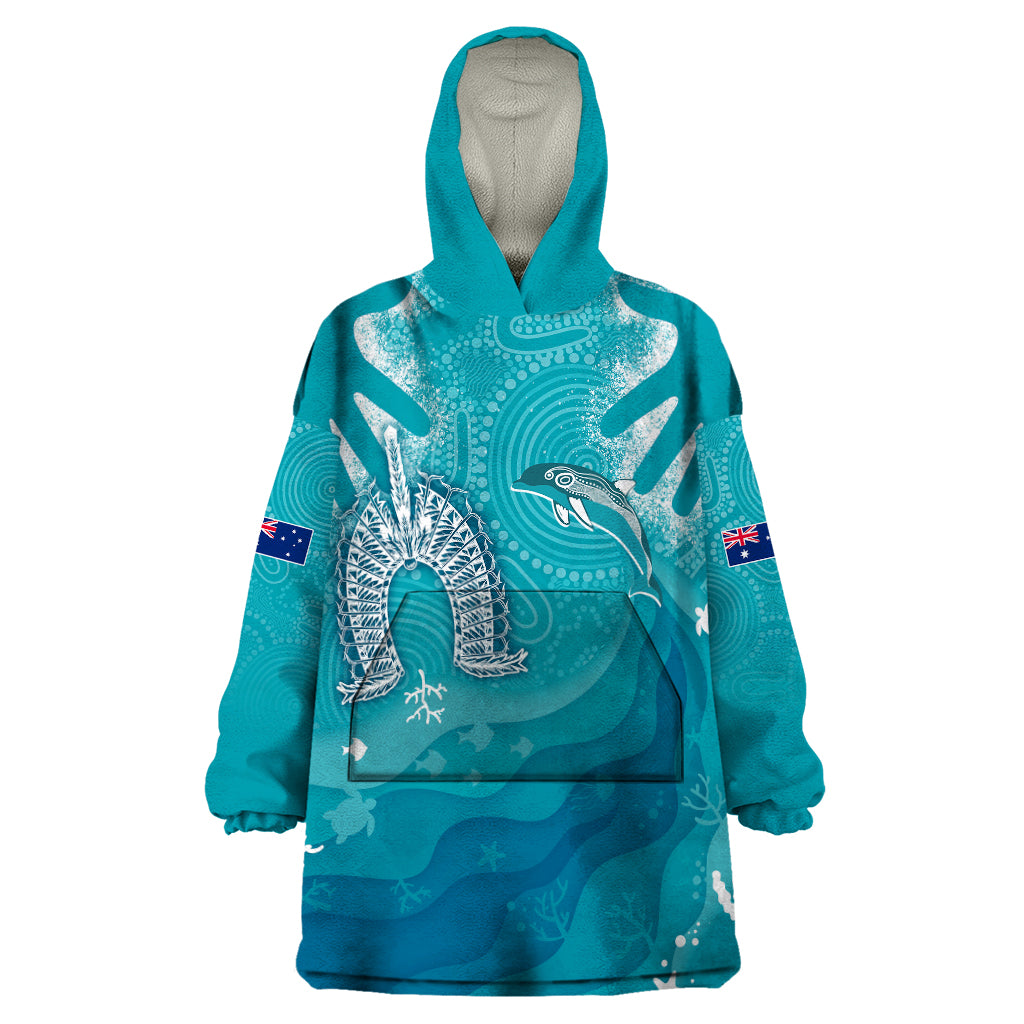 naidoc-week-2023-wearable-blanket-hoodie-for-our-elders-torres-strait-dolphin-aboriginal-dot-arts